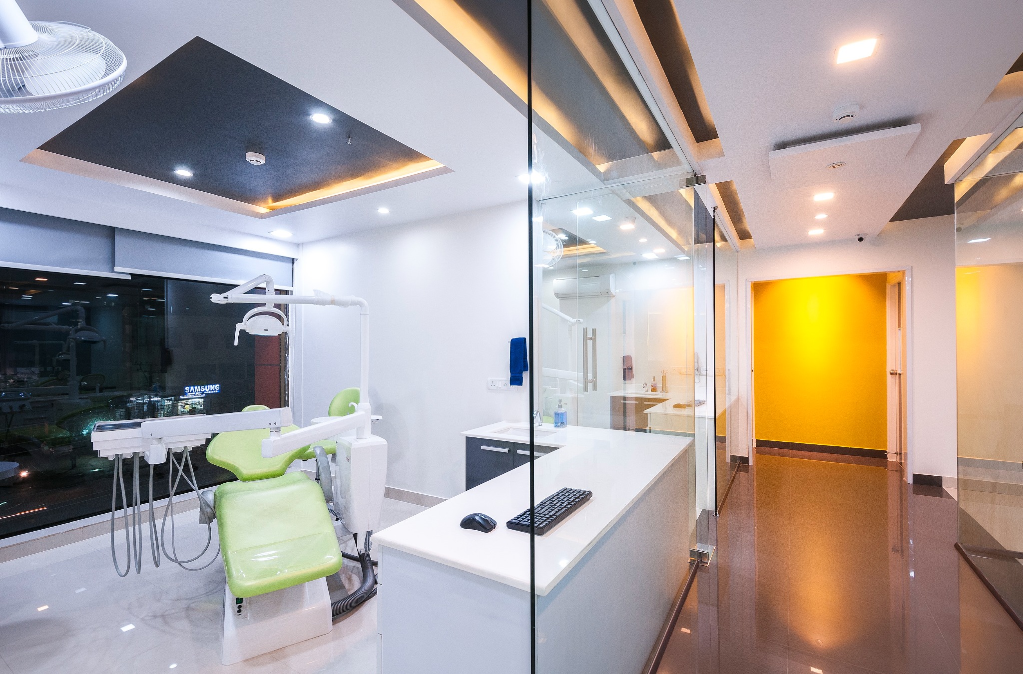 Dental Aswin treatment room sink and entry