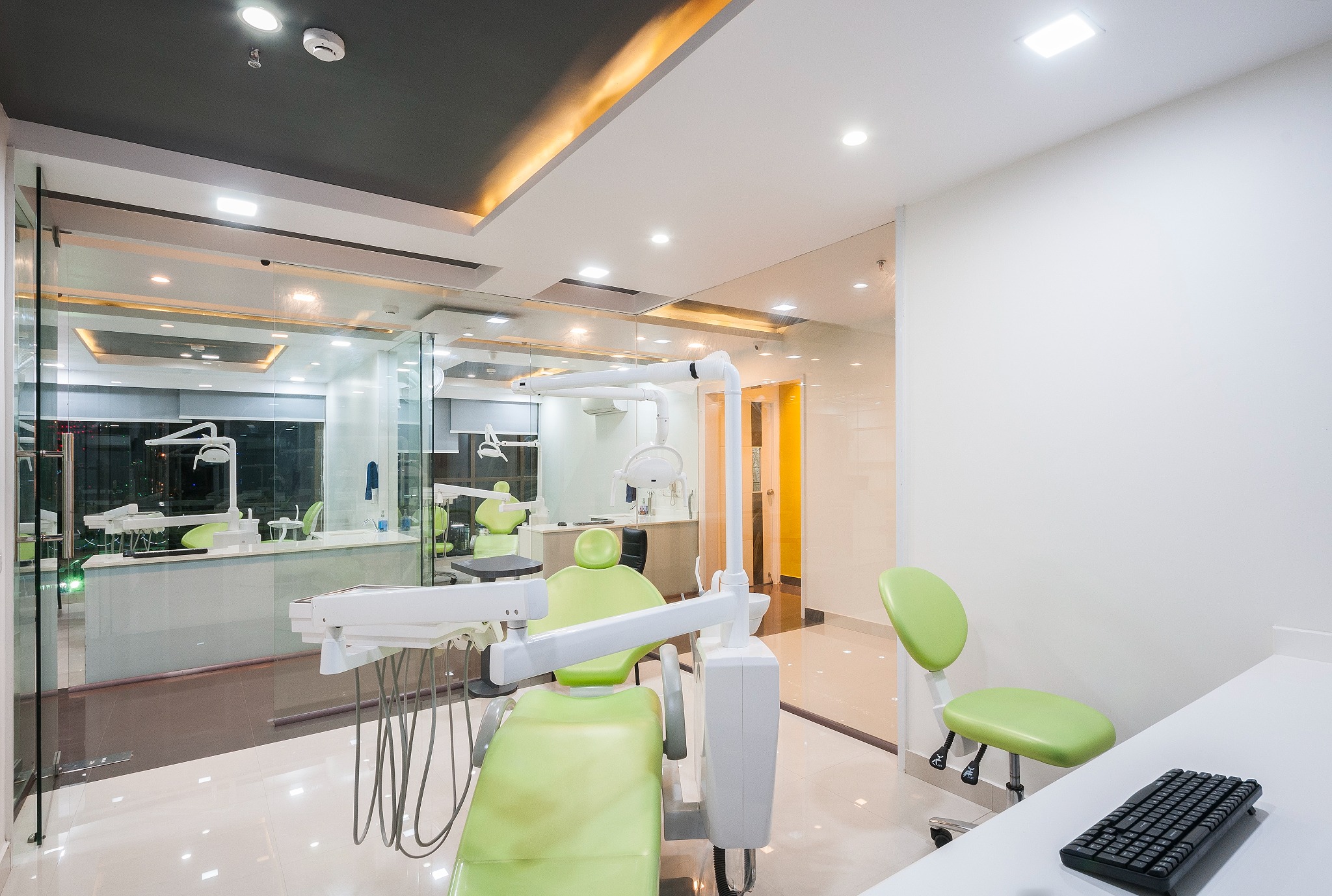 Dental Aswin consultation chair detail