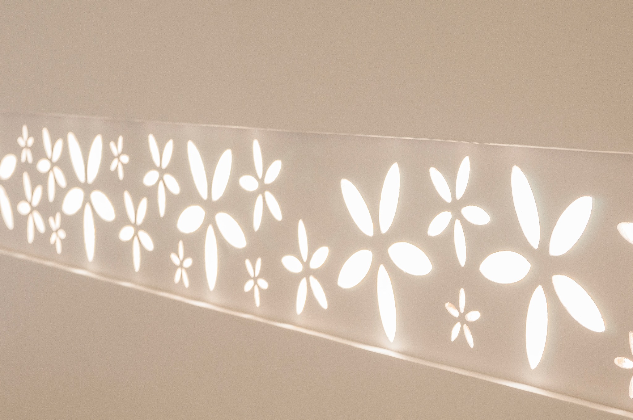 Dental Aswin corridor and glass partitions